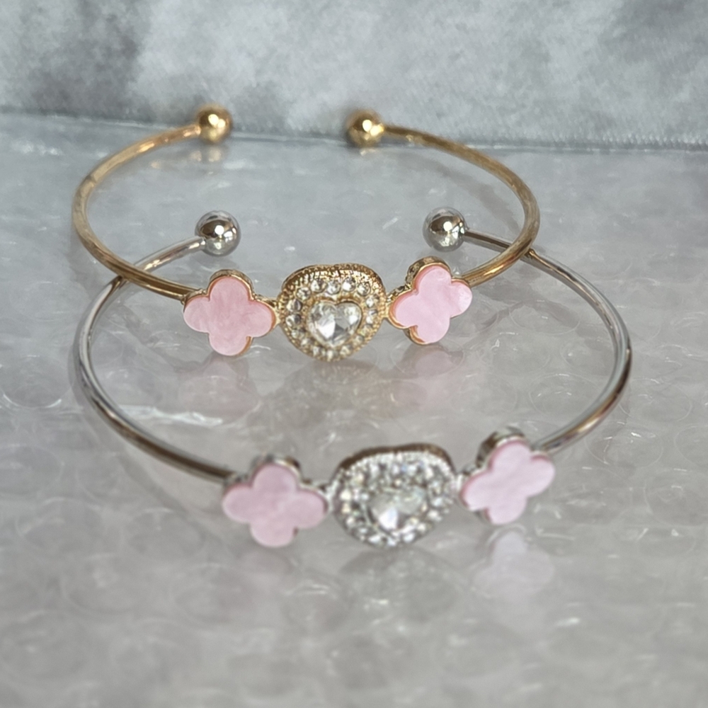 Pink Clover Bangle Bracelet - Gold or Silver Tone Brand New - Picture 3 of 6